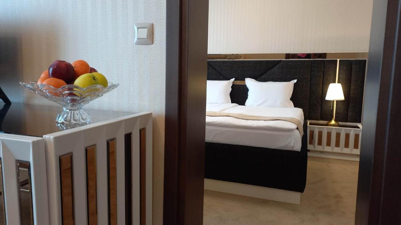 Hotel Astoria Grand