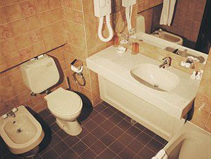 Astoria Grand Hotel 4*
